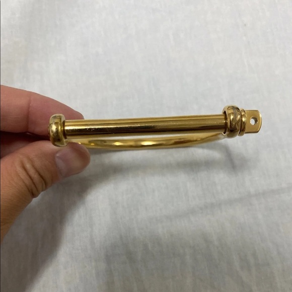 ❌ SOLD ❌ Gold Cuff - Picture 3 of 7